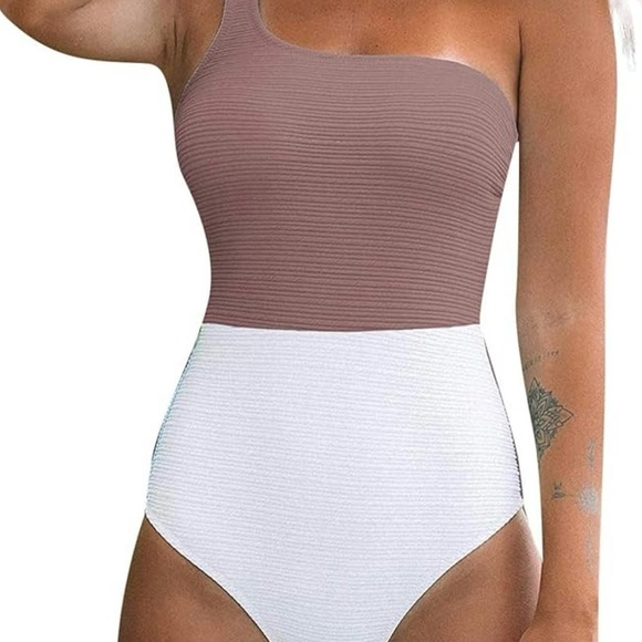 CUPSHE Brown and White One Piece Swimsuit with High-Cut Design - Picture 3 of 6